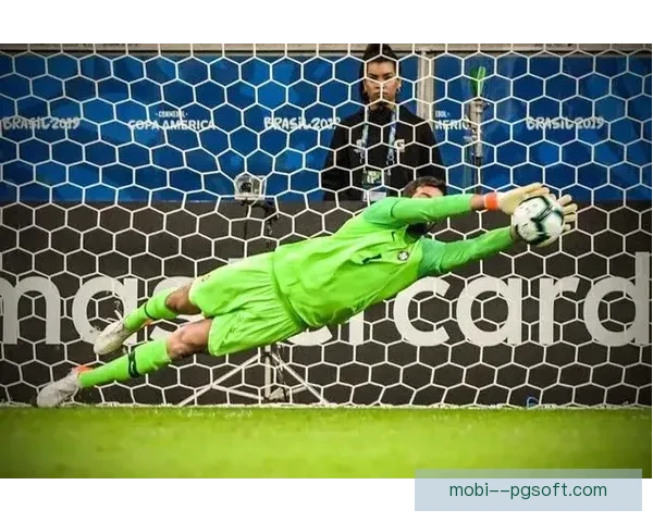 2024美洲杯阿根廷门将马丁内斯荣膺最佳守门员金手套